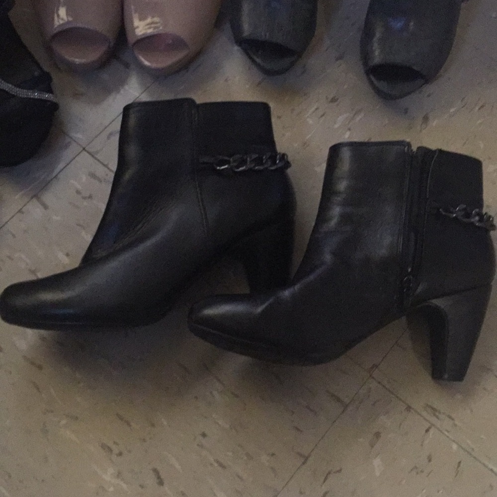 Easy Spirit Booties - image 4